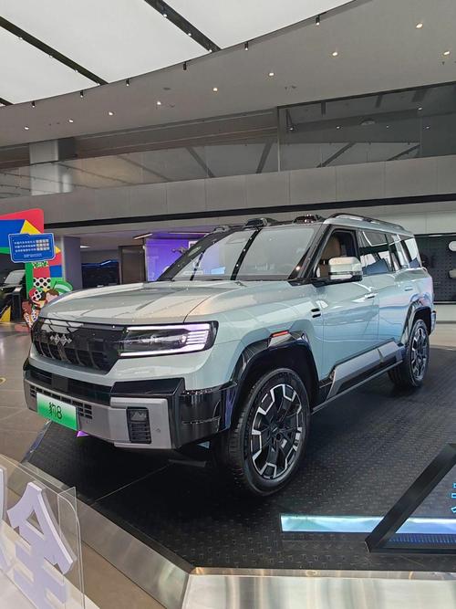 广州239比亚迪方程豹硬派越野的爆款，英菲尼迪35周年与你共成长